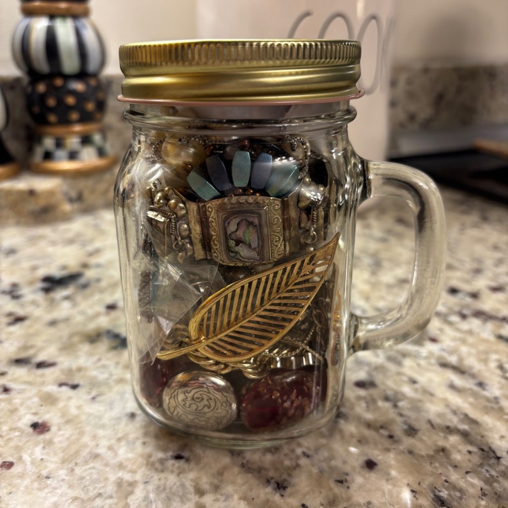 Vintage Mystery Jewelry Jar - Picture 3 of 3